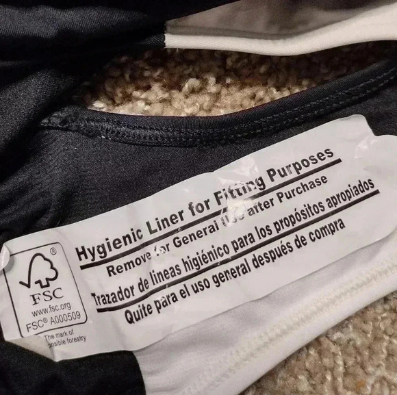 Time and Tru Black and White Colorblock one piece Swimsuit - Picture 12 of 12